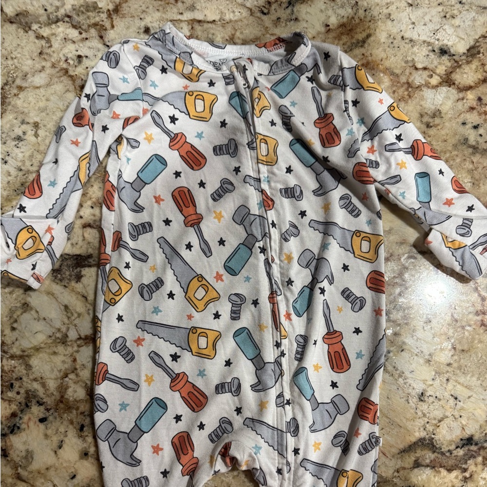 Hammer Time Zipper Footie